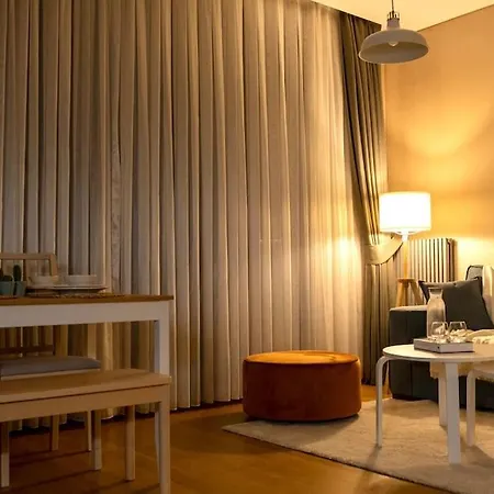 Skyland Luxury Tower 1+1 With Terrace Istanbul